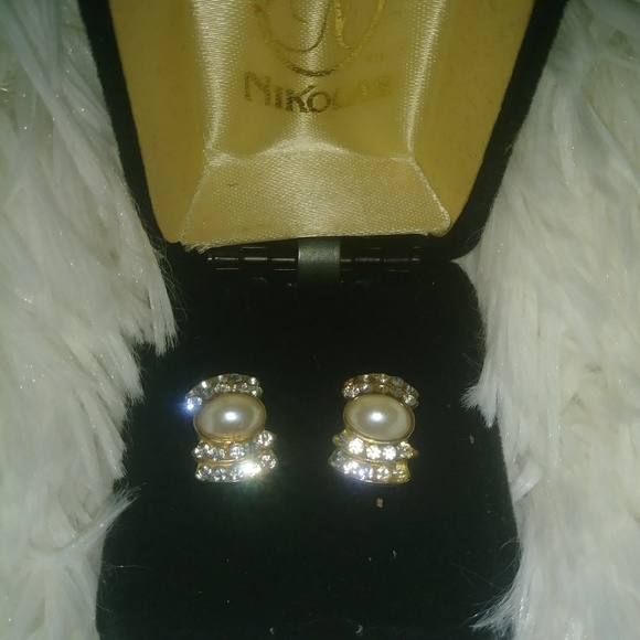 Vintage House of Nikolas earrings - Picture 3 of 3